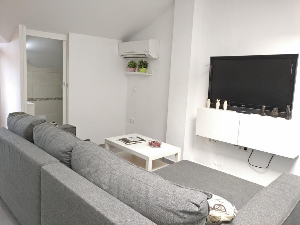 Ferienwohnung Angosta Del Carmen Málaga Exterior foto